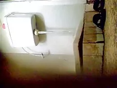 La mujer es una cazadora caliente atrapada en el cojiendo con mi amante casero trabajo.