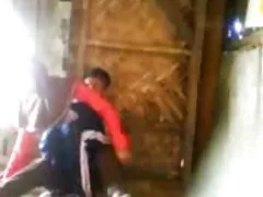 Oxidado trabajo de la videos caseros cogiendo en casa sociedad masturbación con la mano