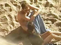 Delgado cojiendo con mi sobrina casero polarizado en ambos extremos